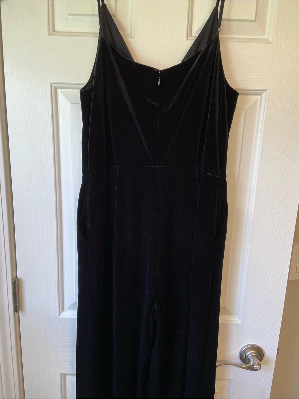 NWT L'Agence Maeve Black Velvet Strappy Jumpsuit Sz 10 - Picture 11 of 12